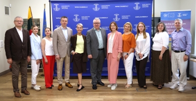 LMA prezidentas akad. Vytautas Nekro&scaron;ius dalyvavo Kauno prekybos, pramonės ir amatų rūmų verslo pusryčiuose